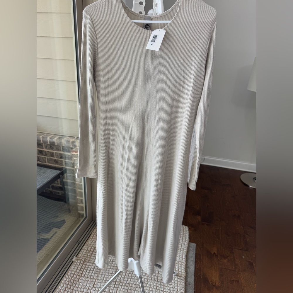 Women’s Ribbed Long Sleeve Dress NWT size L